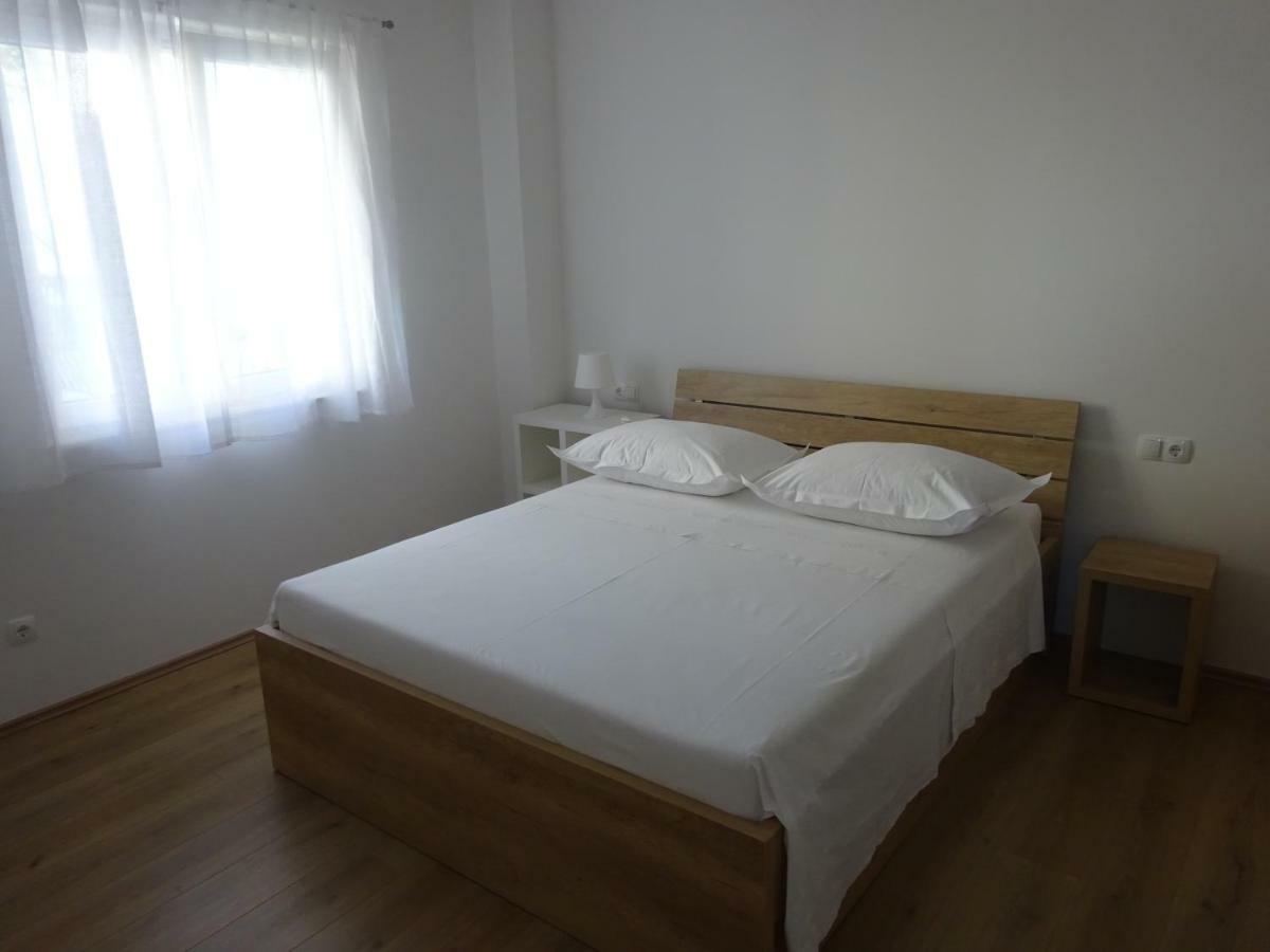 Apartment Duce Omis Exterior photo