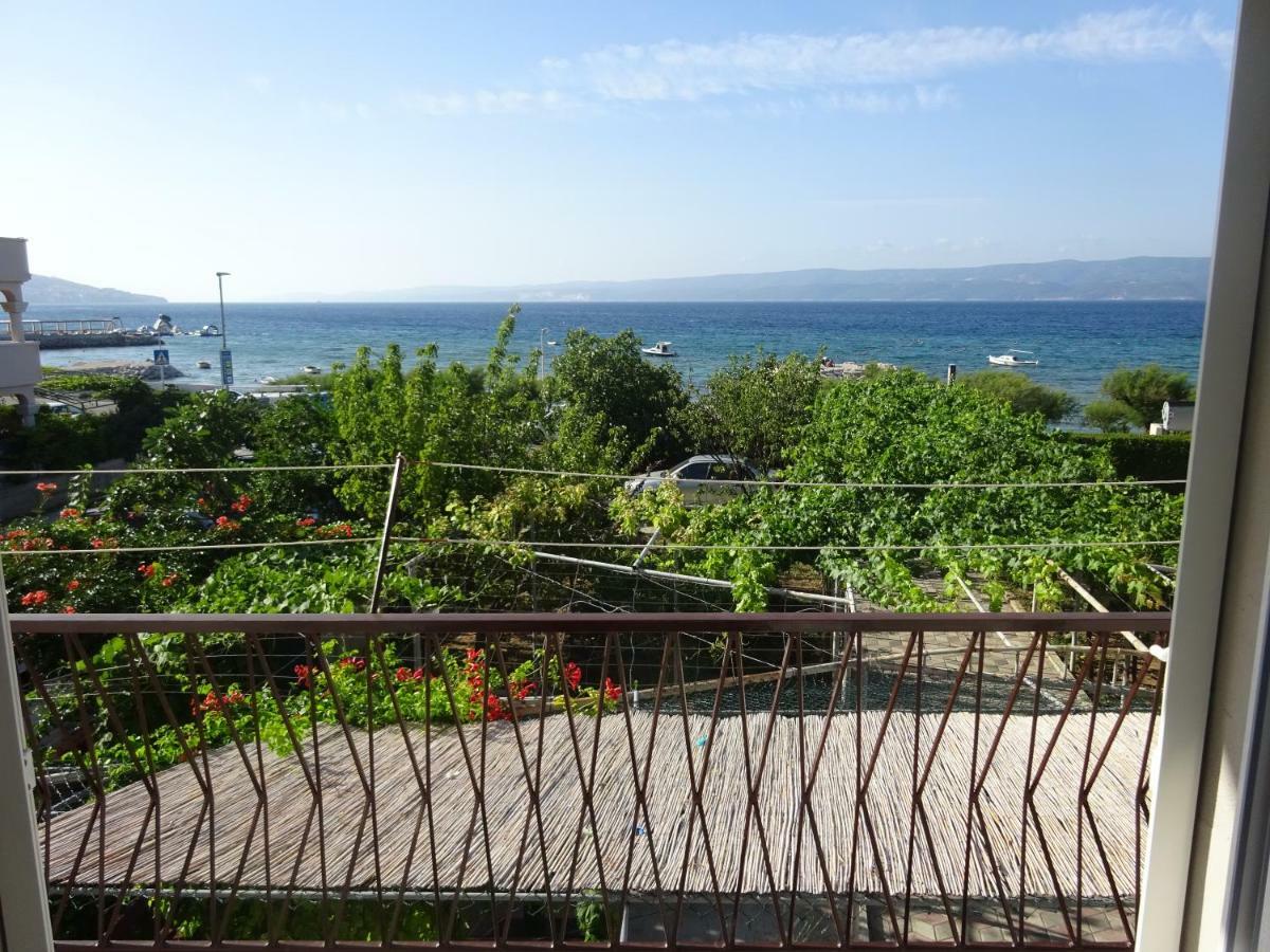 Apartment Duce Omis Exterior photo