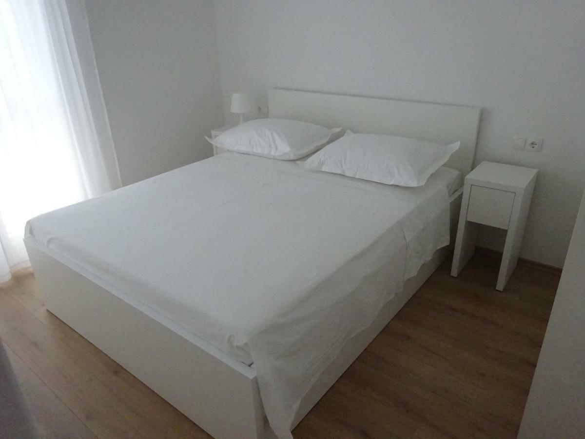 Apartment Duce Omis Exterior photo