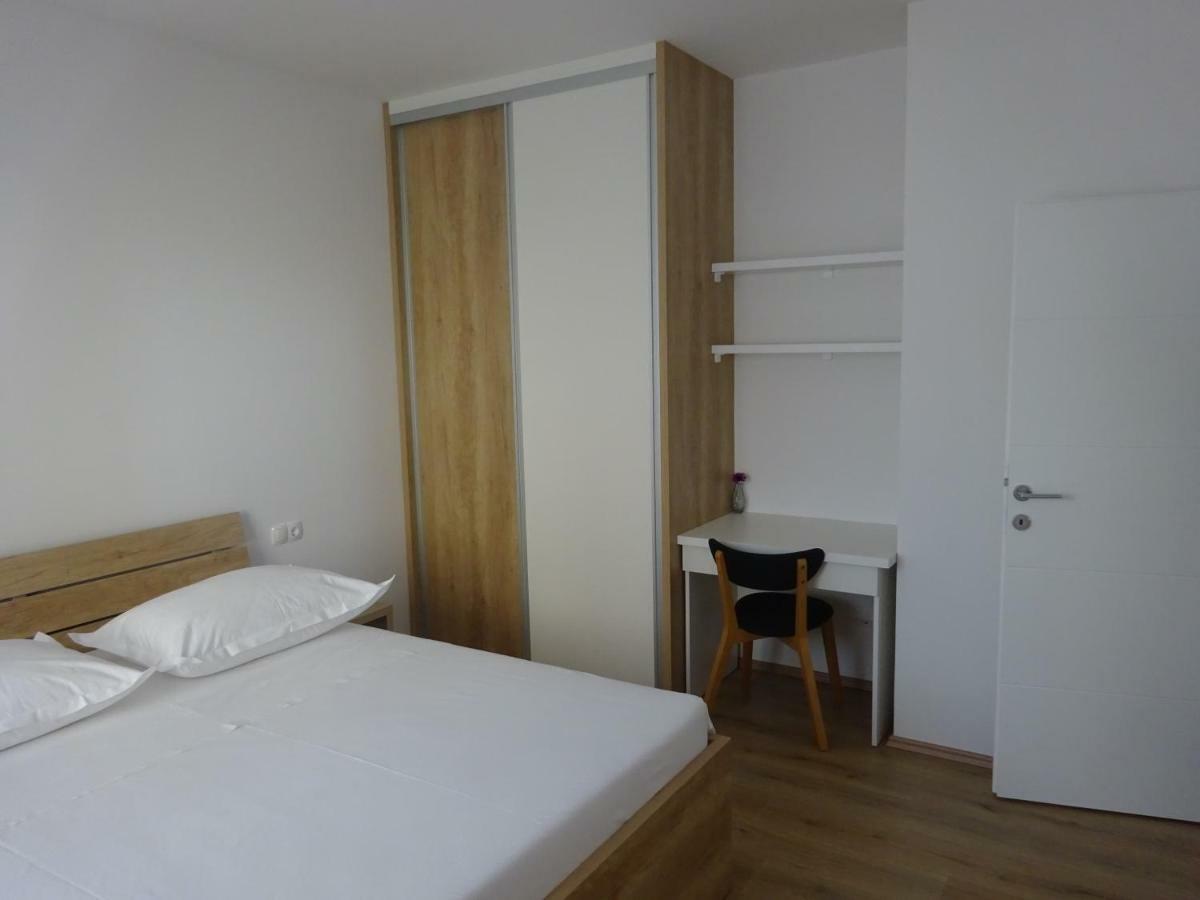 Apartment Duce Omis Exterior photo