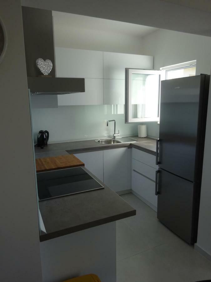 Apartment Duce Omis Exterior photo
